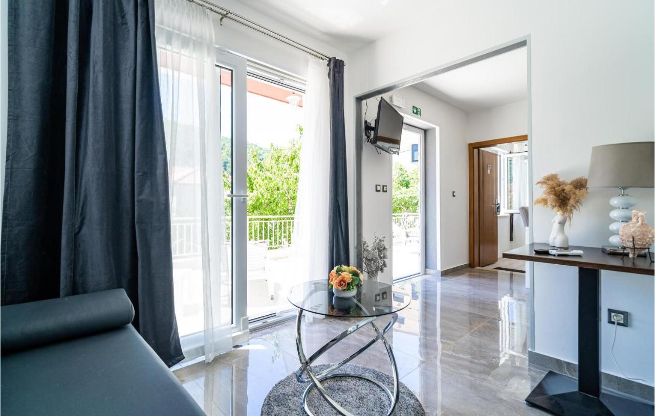 Amazing Apartment In Mokosica With Wifi Eksteriør bilde